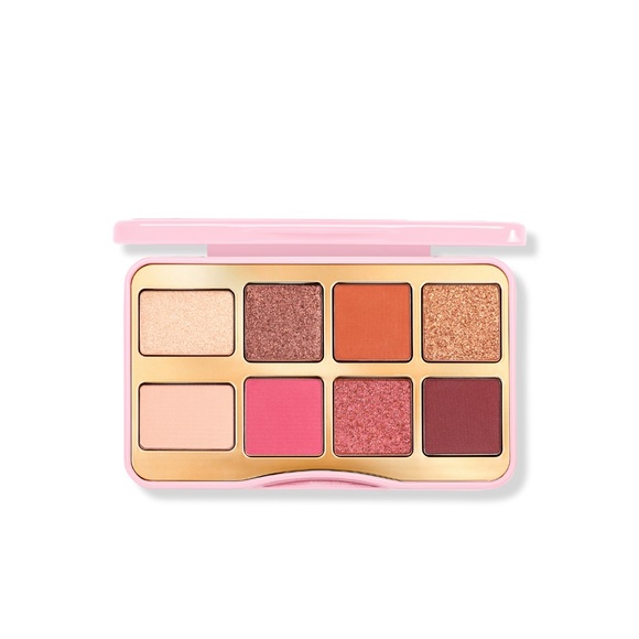 Too Faced LET'S PLAY On-the-Fly Eye Shadow Palette New in Box Bubble Gum Scented - Picture 3 of 5